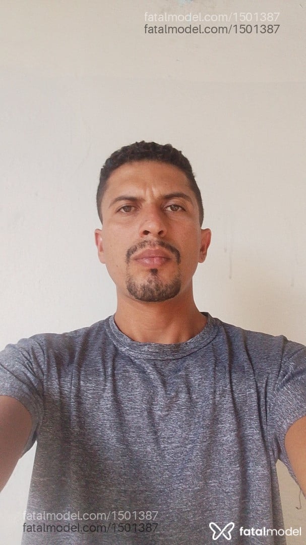 Acompanhante homem morena (o) de olhos castanhos em Aparecida de Goiânia Acompanhante homem morena (o) de olhos castanhos em Aparecida de Goiânia - MARCOS MACHADO