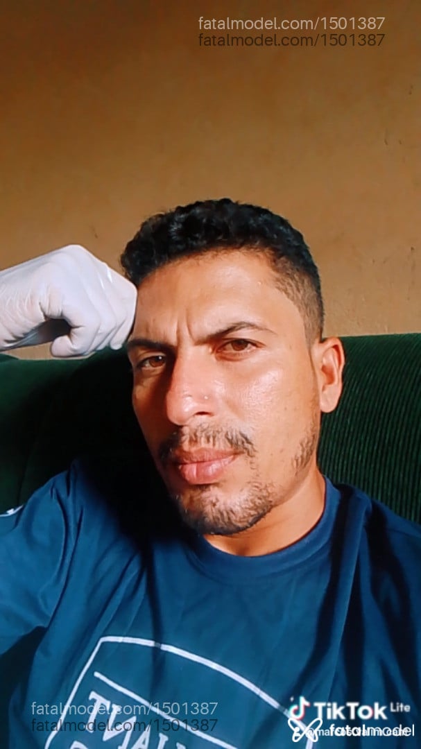 Acompanhante homem morena (o) de olhos castanhos em Aparecida de Goiânia Acompanhante homem morena (o) de olhos castanhos em Aparecida de Goiânia - MARCOS MACHADO