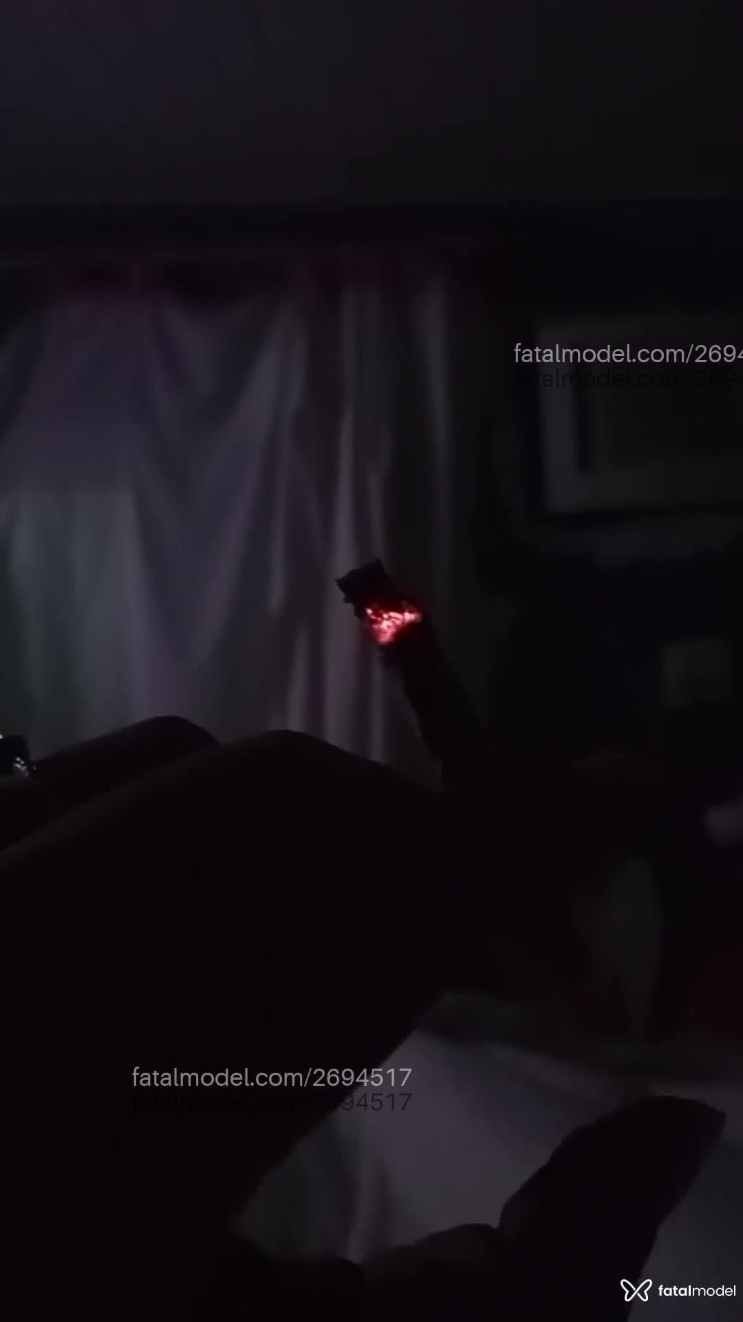 Acompanhante mulher morena (o) de olhos pretos em Virtual - Kinym