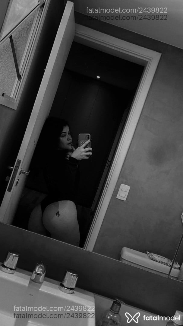 Acompanhante mulher com cabelo castanho de olhos pretos em São Paulo Acompanhante mulher com cabelo castanho de olhos pretos em São Paulo - Mary Martins