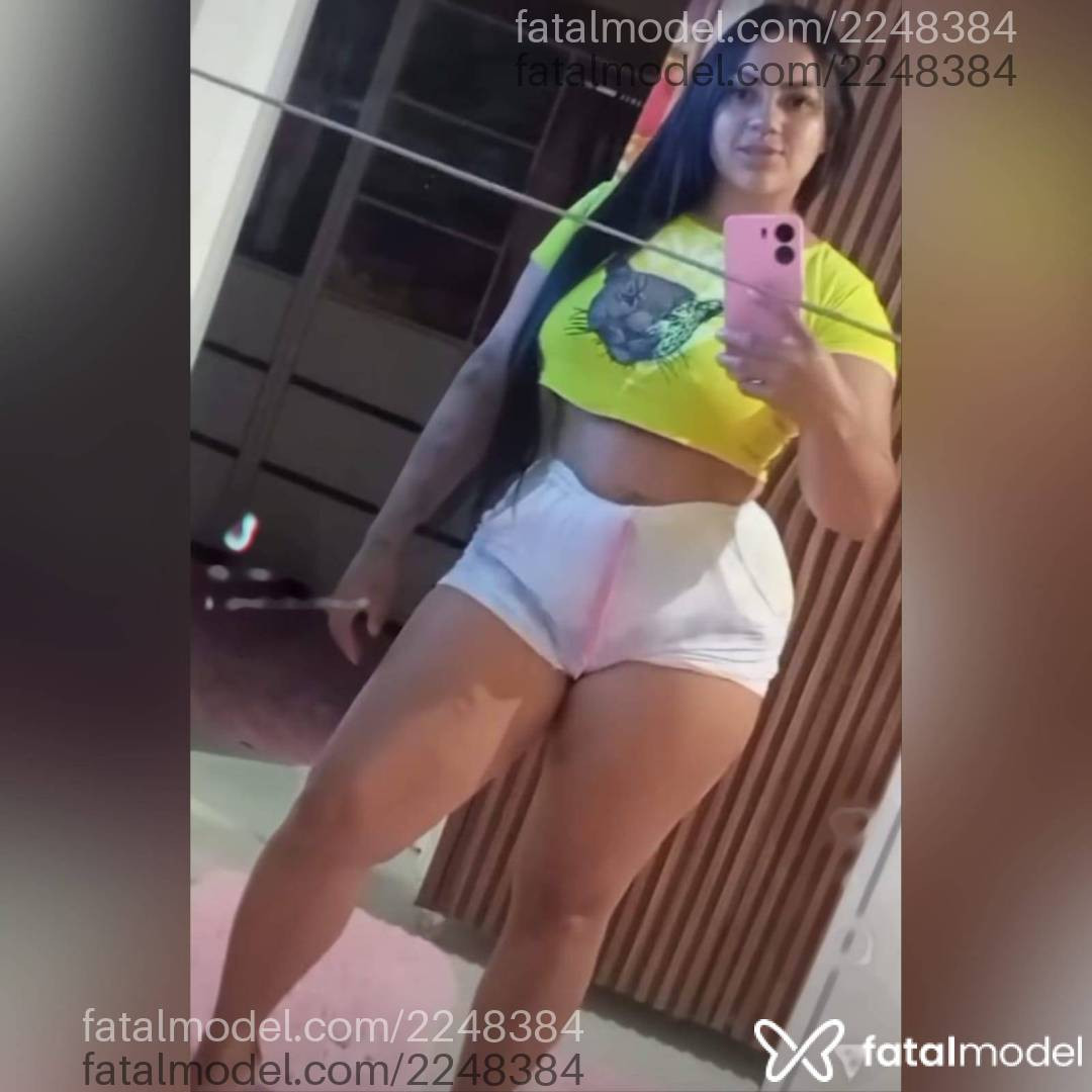 Acompanhante mulher com cabelo castanho de olhos castanhos em Foz do Iguaçu - Larissa Emanuelle