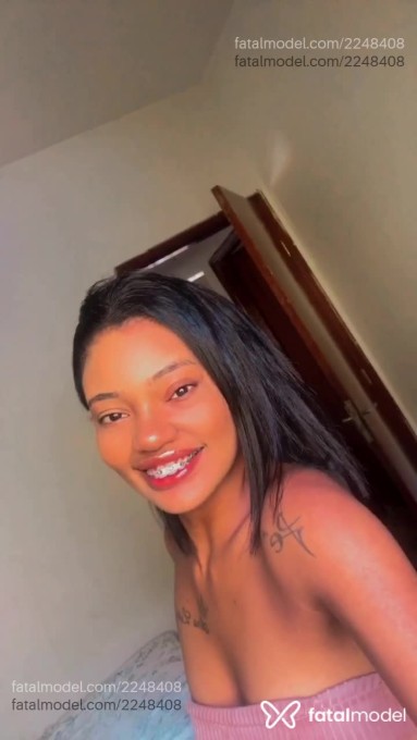 Acompanhante mulher morena (o) de olhos pretos - Bárbara Acompanhante mulher morena (o) de olhos pretos - Bárbara