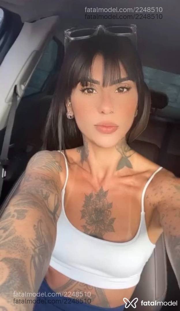 Acompanhante mulher morena (o) de olhos castanhos - Cleópatra