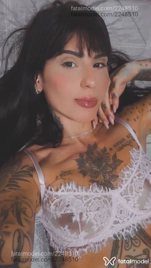 Acompanhante mulher morena (o) de olhos castanhos - Cleópatra