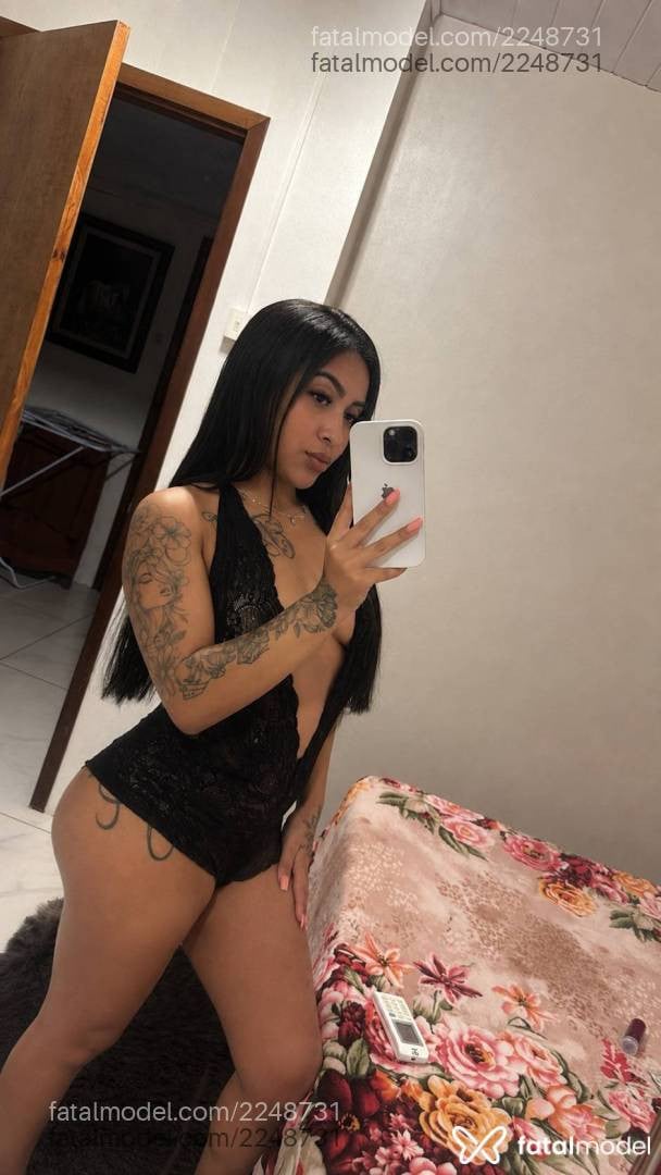 Acompanhante mulher morena (o) de olhos castanhos - Lara
