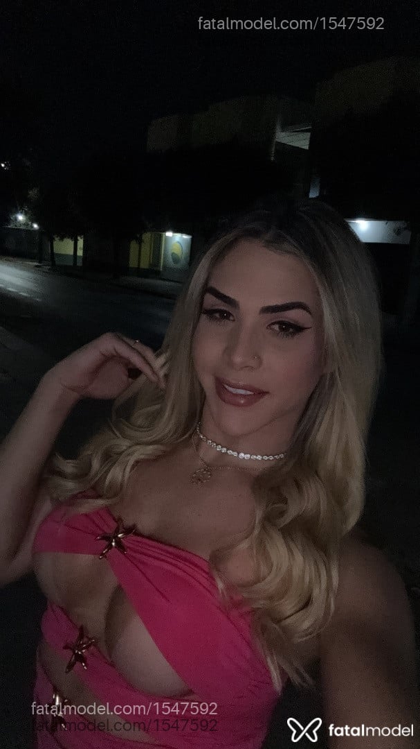 Acompanhante travesti loira (o) de olhos castanhos em Rondonópolis - Emilly Garcia