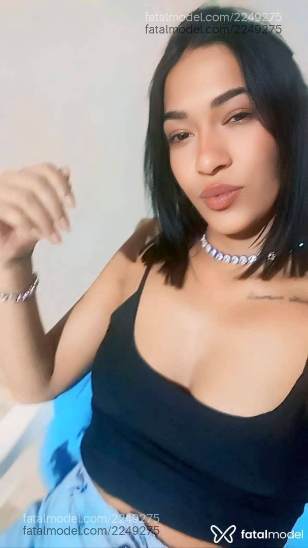 Acompanhante mulher com cabelo castanho de olhos castanhos - Hadassa colucci