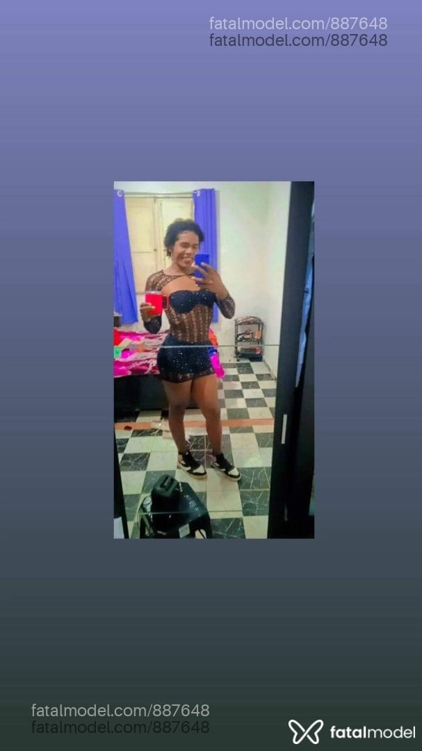 Acompanhante travesti morena (o) de olhos castanhos em Virtual - Feeh Souza