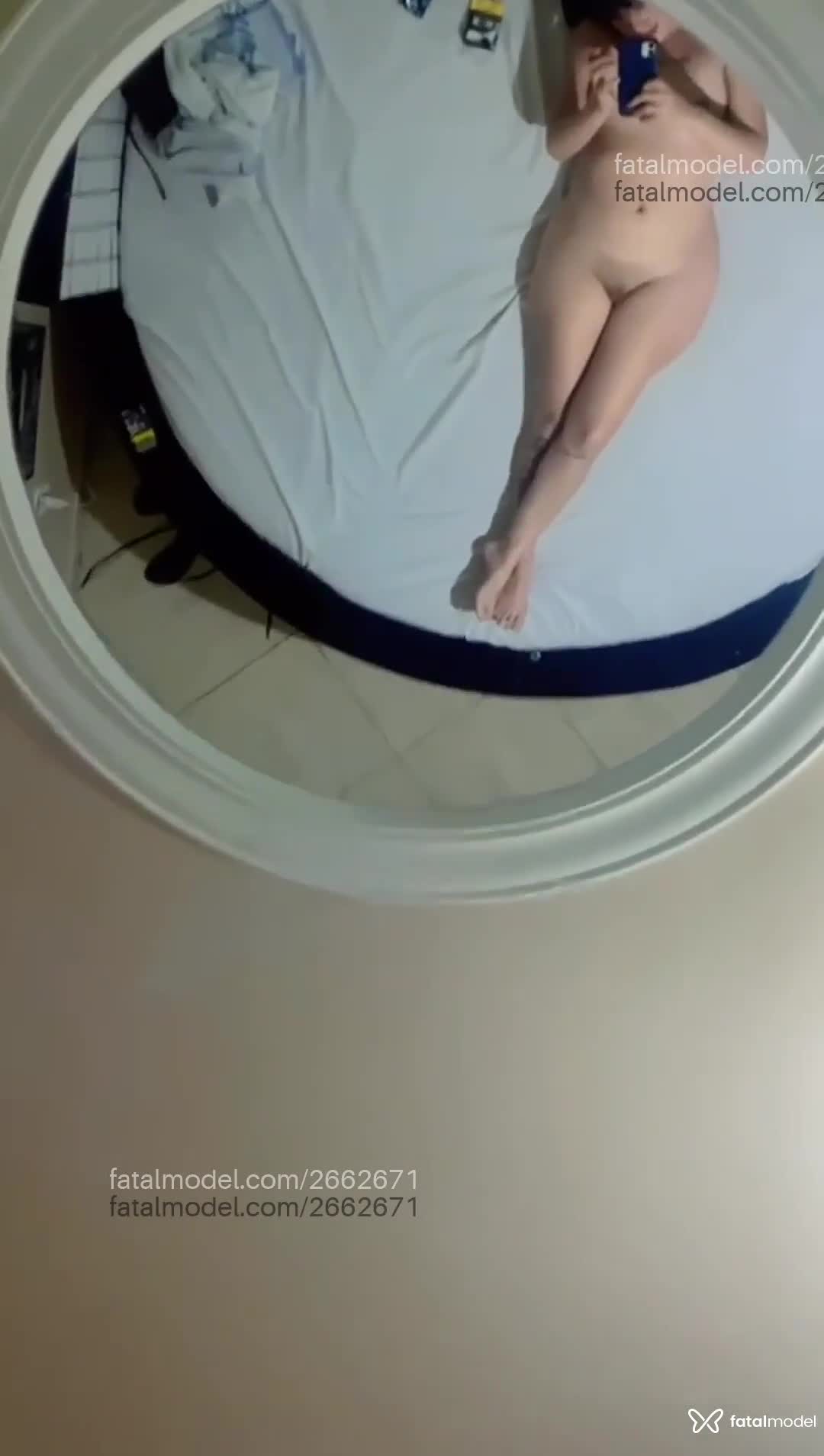 Acompanhante mulher com cabelo castanho de olhos castanhos em João Pinheiro Acompanhante mulher com cabelo castanho de olhos castanhos em João Pinheiro - Branca