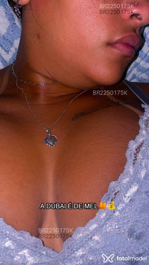 Acompanhante mulher com cabelo castanho de olhos castanhos em Rio de Janeiro - Silviapere