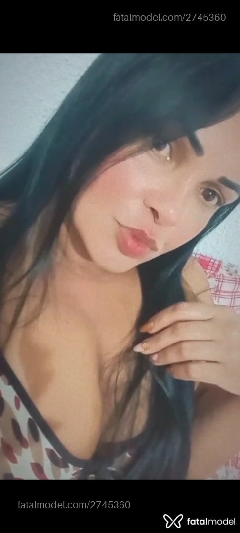 Acompanhante mulher morena (o) de olhos castanhos em Virtual Acompanhante mulher morena (o) de olhos castanhos em Virtual - Leide