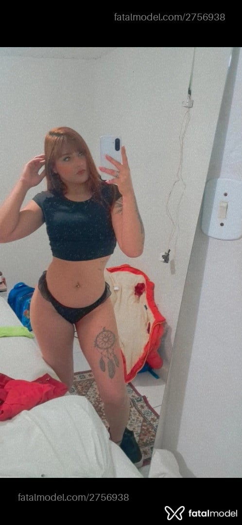 Acompanhante mulher ruiva (o) de olhos castanhos em Guaratuba - Serena Schumancher