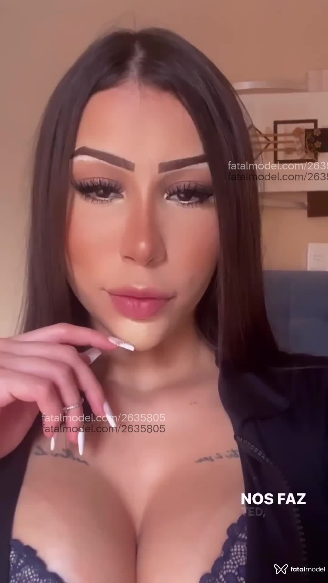Acompanhante mulher morena (o) de olhos castanhos em Balneário Camboriú - Hellen