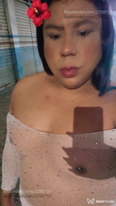 Acompanhante mulher trans morena (o) de olhos pretos em Vitória da Conquista Acompanhante mulher trans morena (o) de olhos pretos em Vitória da Conquista - Rayla