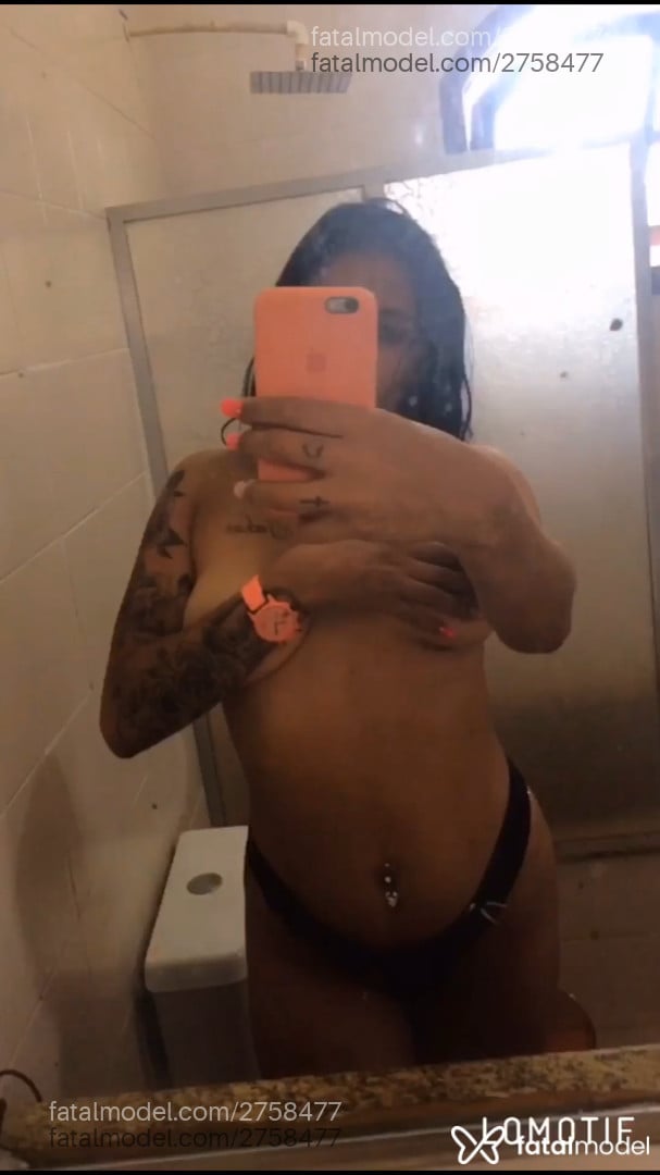 Acompanhante mulher morena (o) de olhos pretos em Duque de Caxias - Danadinharj