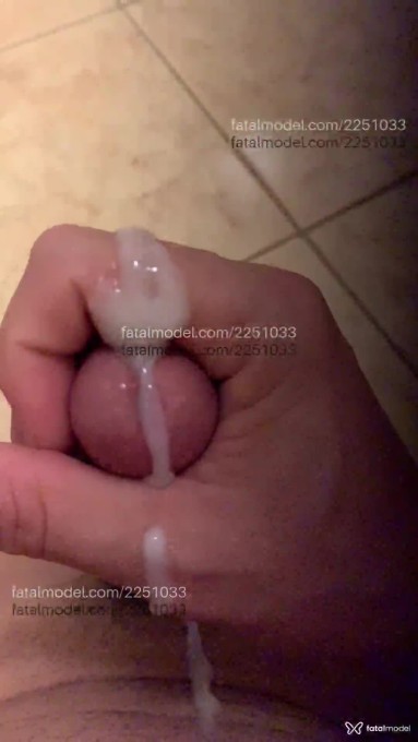 Acompanhante homem com cabelo castanho de olhos castanhos - Romeo