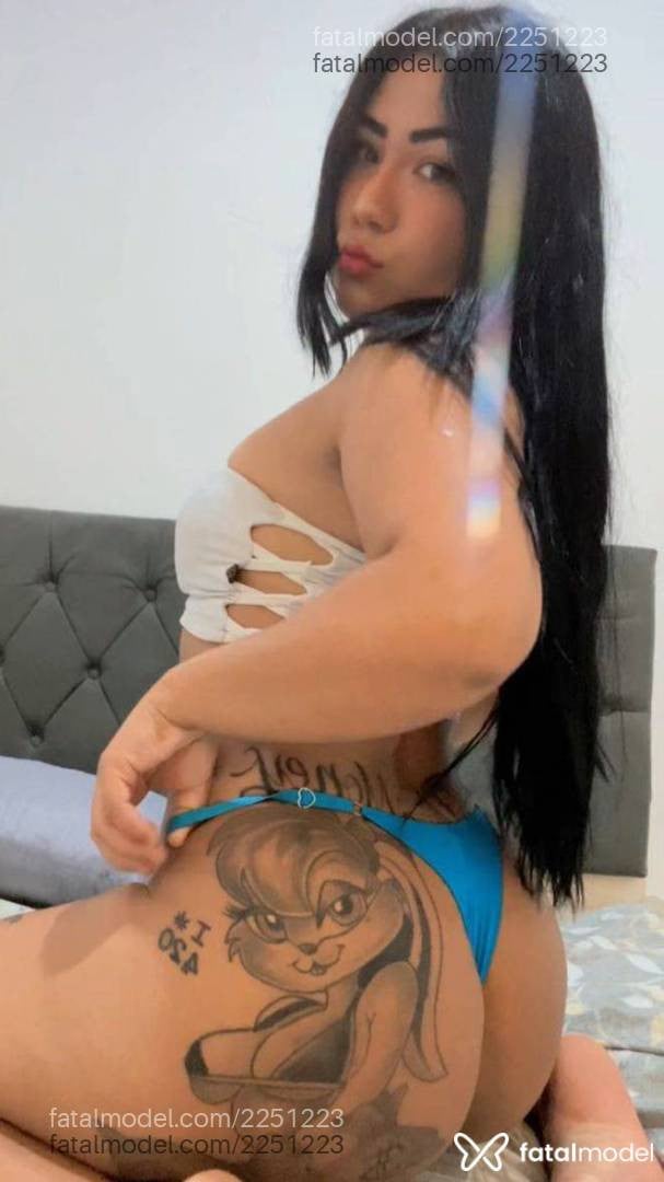 Acompanhante mulher morena (o) de olhos castanhos em Itapema - Tainá