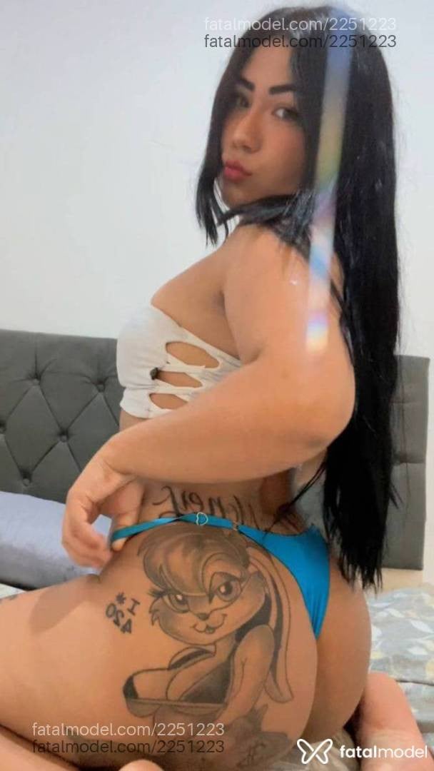 Acompanhante mulher morena (o) de olhos castanhos - Tainá