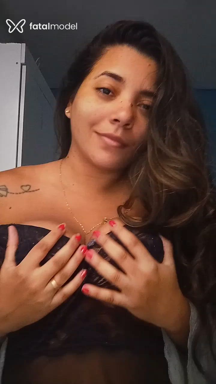 Acompanhante mulher morena (o) de olhos pretos em Feira de Santana Acompanhante mulher morena (o) de olhos pretos em Feira de Santana - Priscila Britto