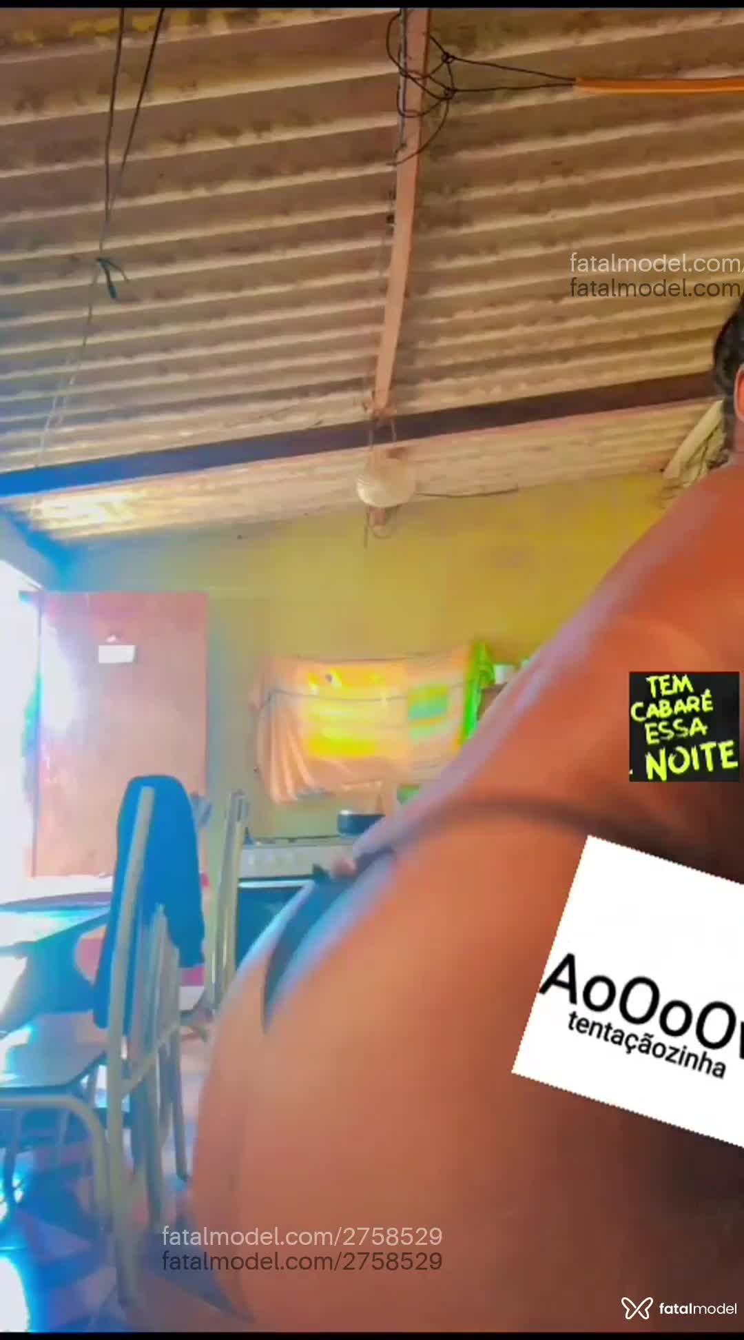 Acompanhante mulher morena (o) de olhos castanhos em Uberlândia Acompanhante mulher morena (o) de olhos castanhos em Uberlândia - Gabryelle