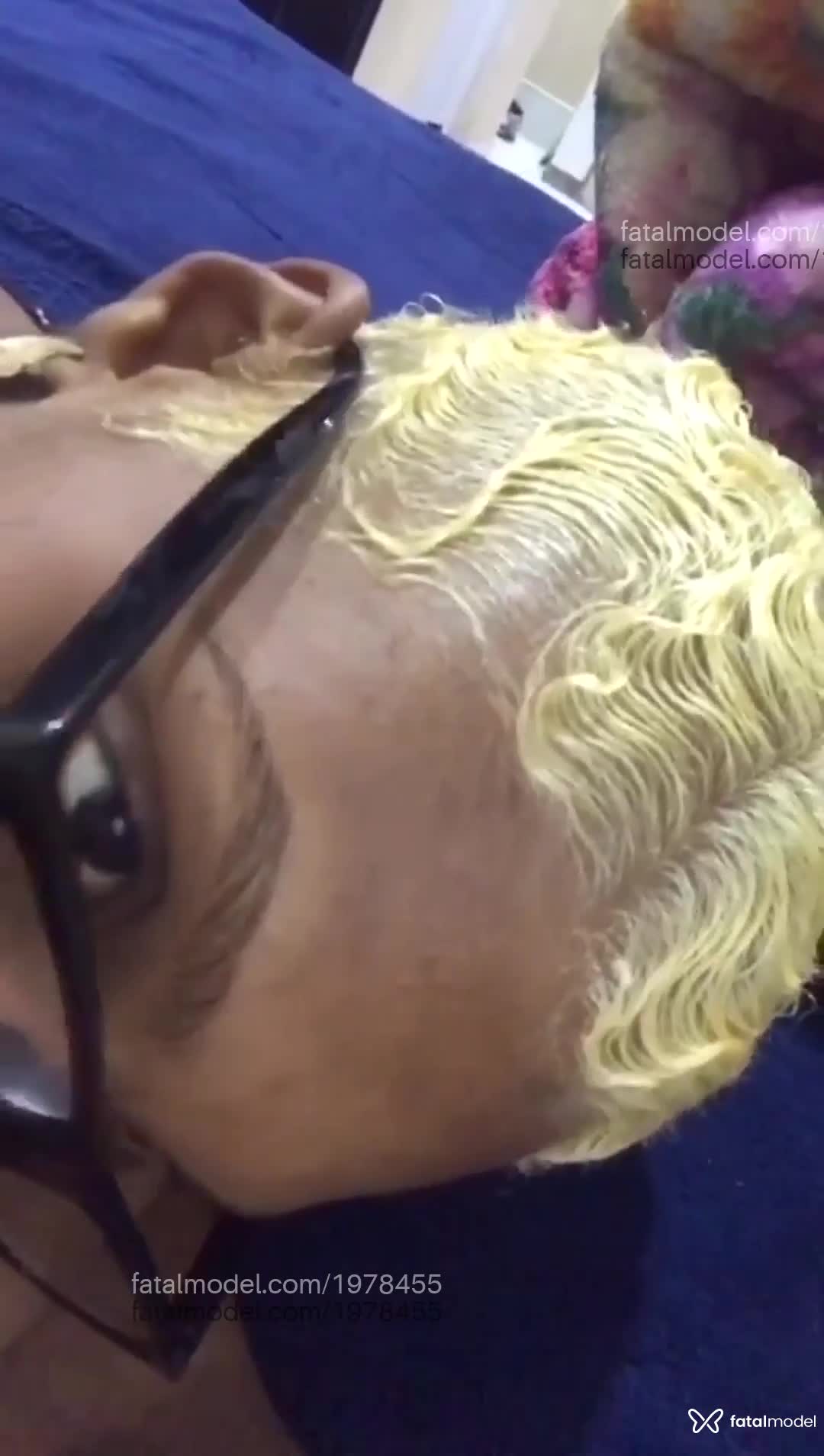 Acompanhante mulher com cabelo castanho de olhos castanhos em Rio de Janeiro - Any