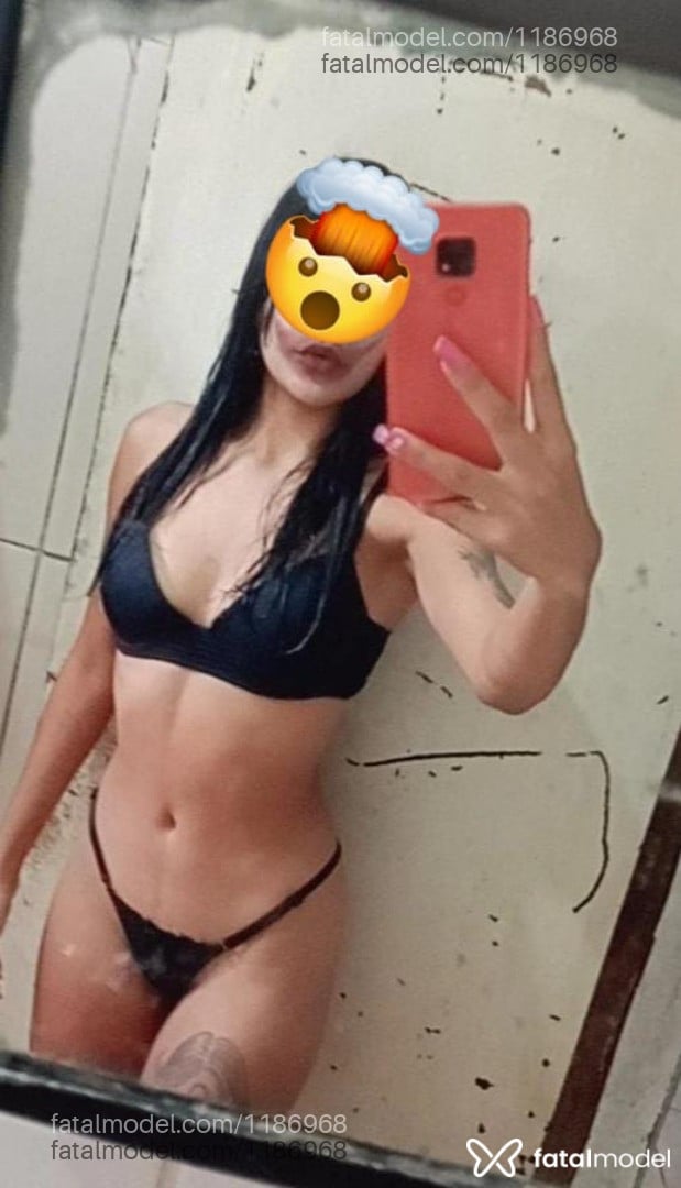 Acompanhante mulher morena (o) de olhos pretos em Virtual Acompanhante mulher morena (o) de olhos pretos em Virtual - Raíssa Tavares
