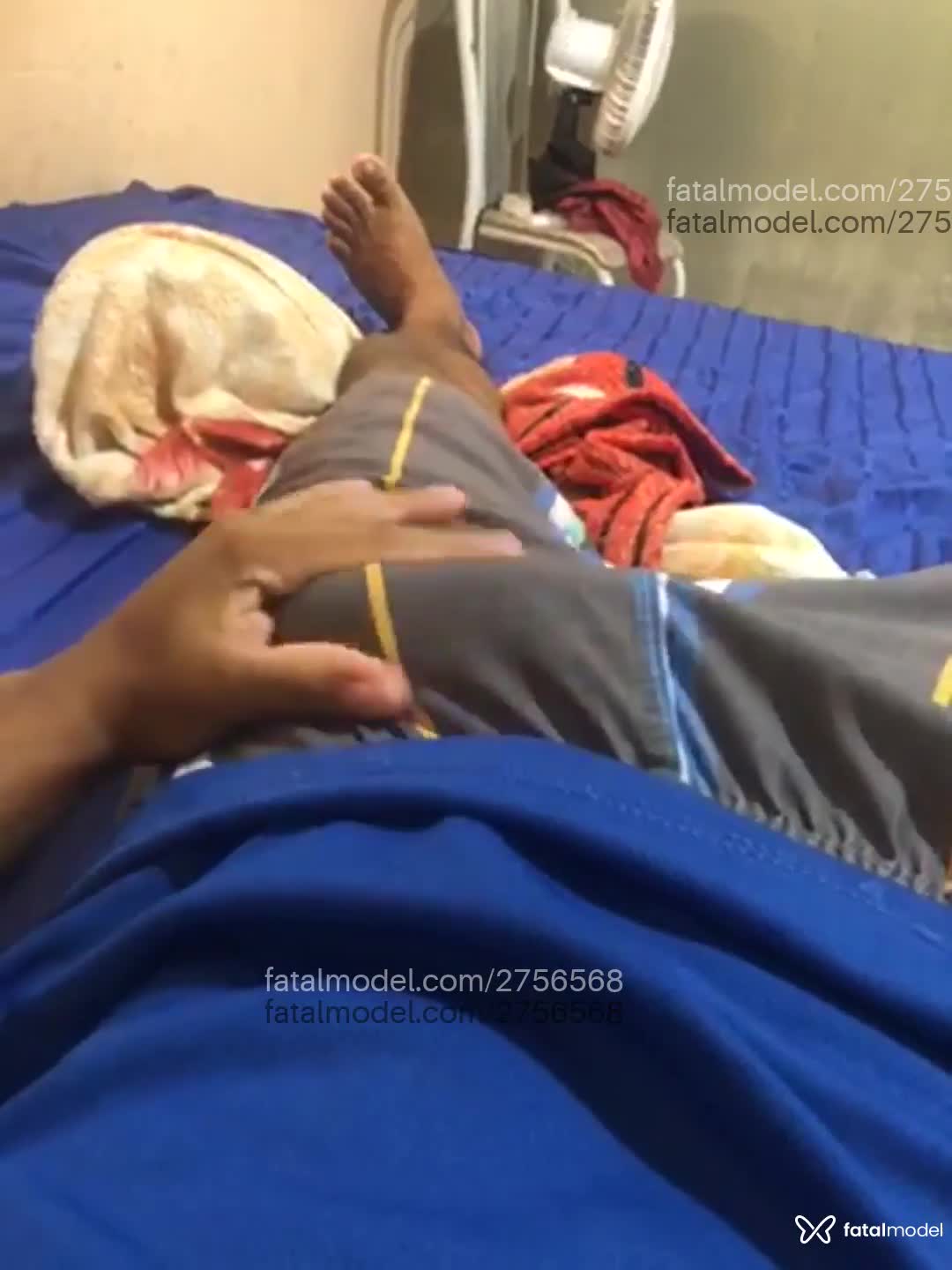 Acompanhante homem com cabelo castanho de olhos pretos - Allan Acompanhante homem com cabelo castanho de olhos pretos - Allan