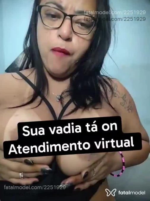 Acompanhante mulher morena (o) de olhos castanhos em Virtual - Crystal Chultz