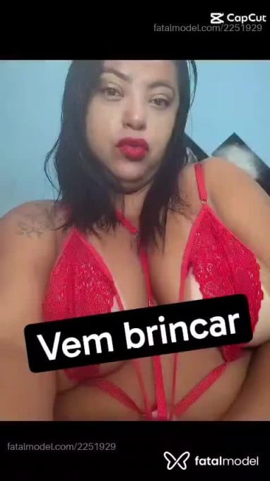 Acompanhante mulher morena (o) de olhos castanhos em Virtual - Crystal Chultz