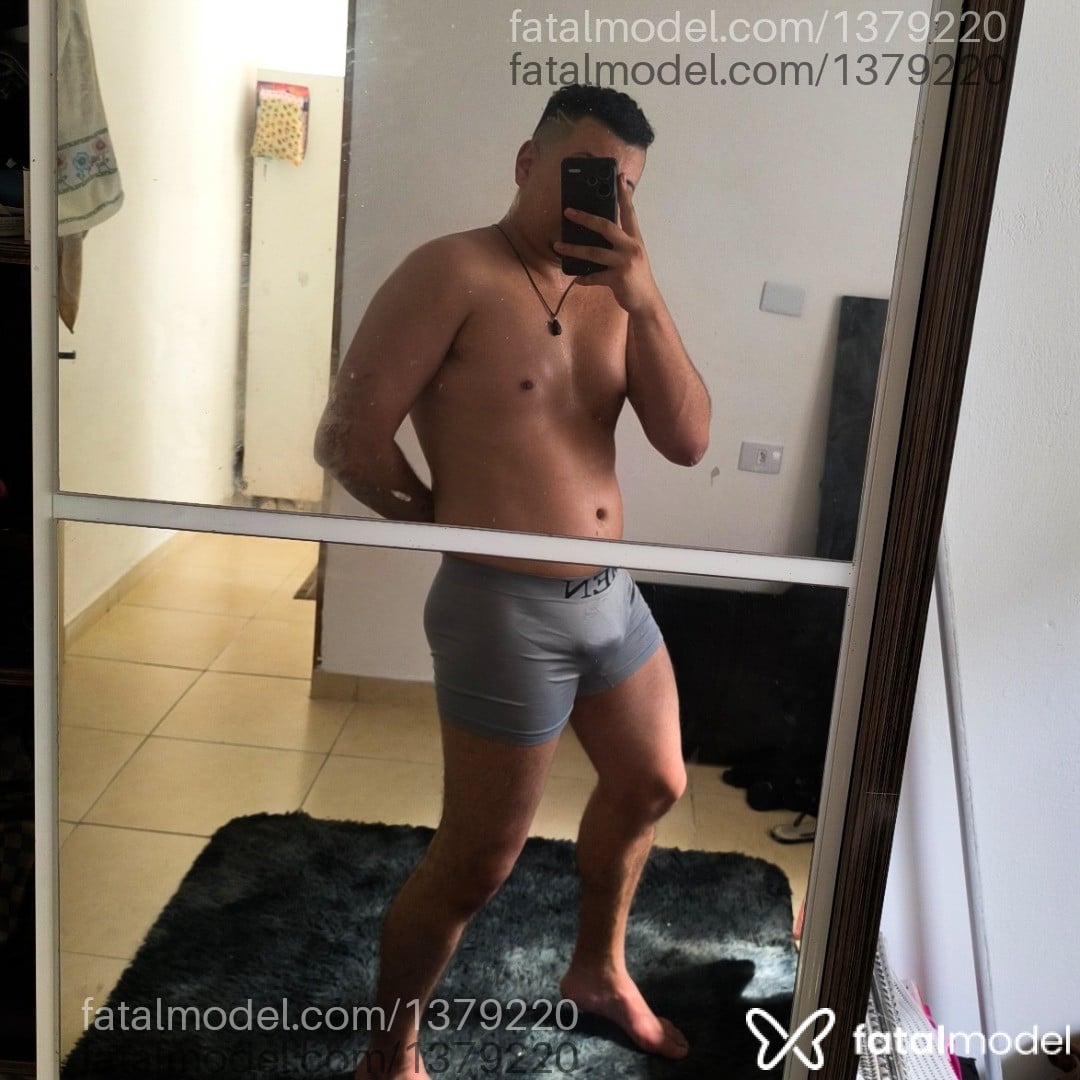 Acompanhante homem morena (o) de olhos castanhos em Poá Acompanhante homem morena (o) de olhos castanhos em Poá - Diego Santos