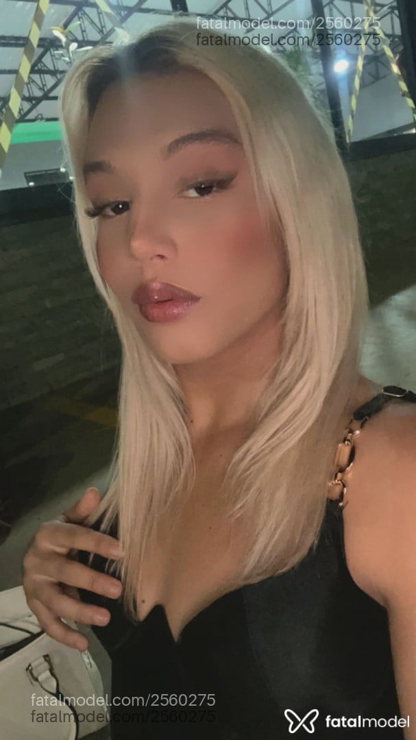 Acompanhante mulher trans loira (o) de olhos castanhos em Uberaba - Rayane Castelli