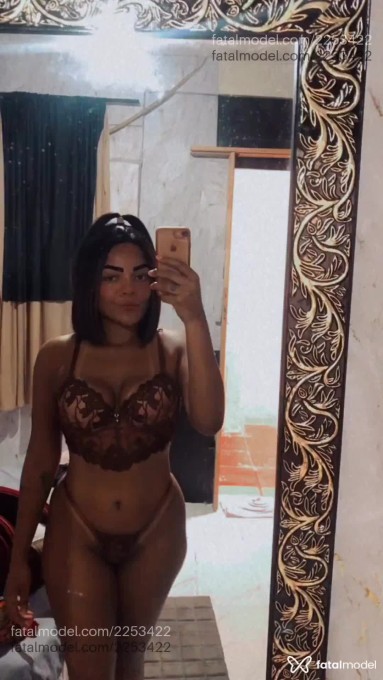 Acompanhante mulher morena (o) de olhos castanhos - Natasha Prado Acompanhante mulher morena (o) de olhos castanhos - Natasha Prado