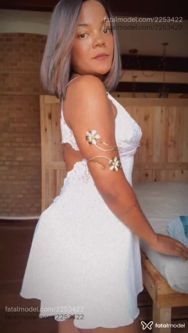 Acompanhante mulher morena (o) de olhos castanhos - Natasha Prado Acompanhante mulher morena (o) de olhos castanhos - Natasha Prado
