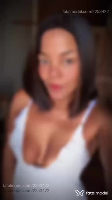 Acompanhante mulher morena (o) de olhos castanhos - Natasha Prado Acompanhante mulher morena (o) de olhos castanhos - Natasha Prado