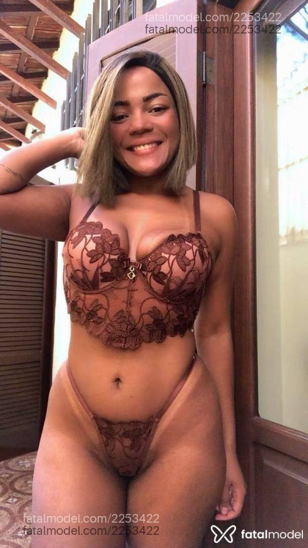 Acompanhante mulher morena (o) de olhos castanhos em Jaú - Natasha Prado