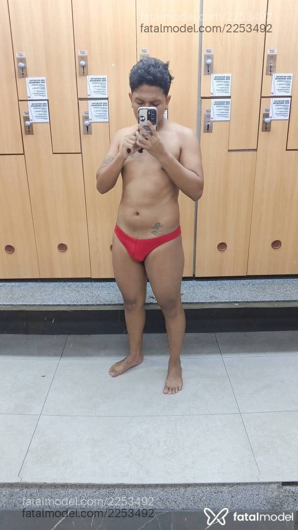 Acompanhante homem morena (o) de olhos castanhos - Gabbe