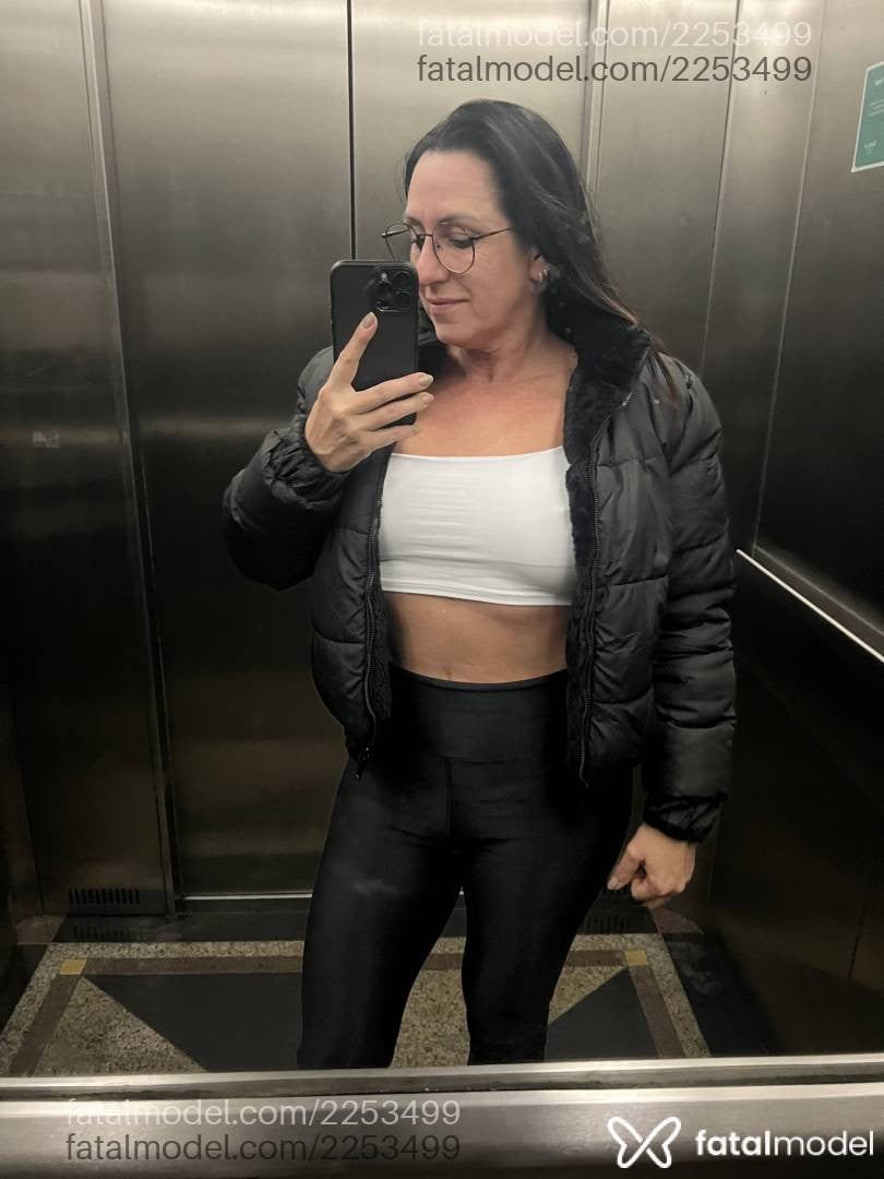 Acompanhante mulher morena (o) de olhos castanhos em Porto Alegre - Luiza