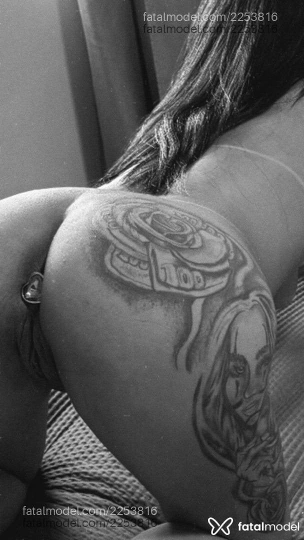 Acompanhante mulher morena (o) de olhos castanhos - Eduarda
