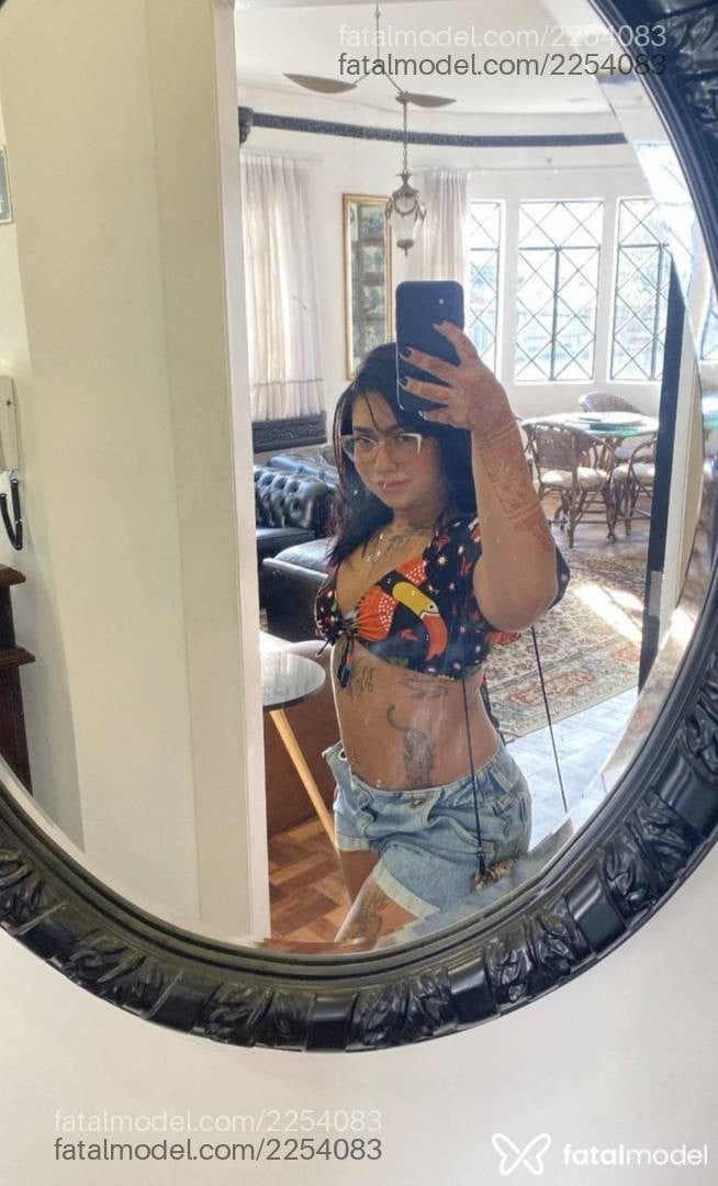 Acompanhante mulher morena (o) de olhos castanhos em Ituiutaba - Mel Medeiros