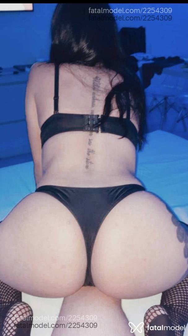 Acompanhante mulher morena (o) de olhos castanhos em Curitiba - Michelly
