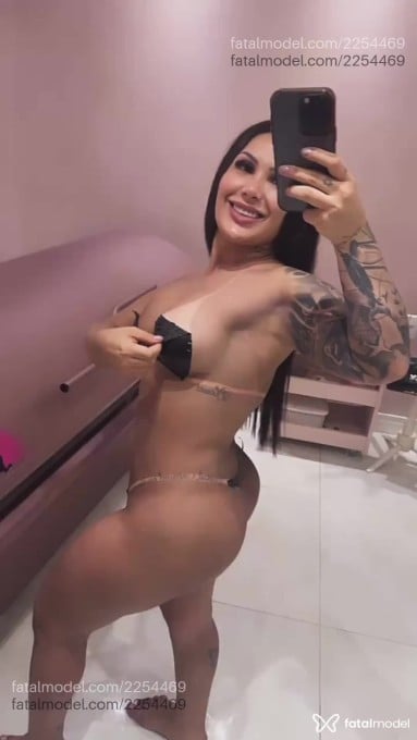 Acompanhante mulher morena (o) de olhos mel em Porto Alegre - Camila Santos