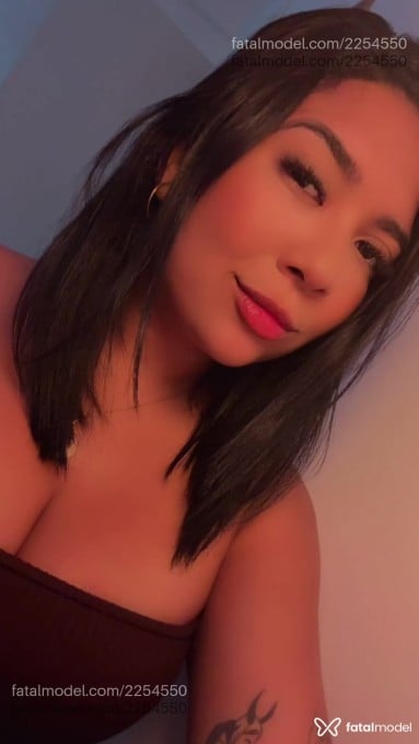 Acompanhante mulher morena (o) de olhos pretos em Venda Nova do Imigrante Acompanhante mulher morena (o) de olhos pretos em Venda Nova do Imigrante - Laura Bianchi