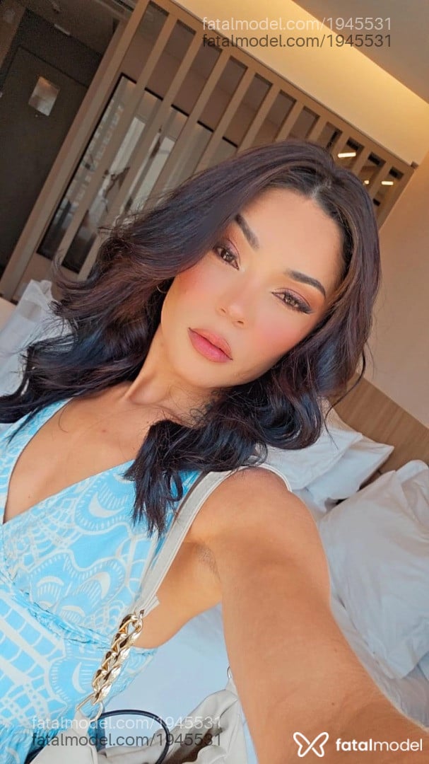 Acompanhante mulher morena (o) de olhos mel em Goiânia - Bella Muniz