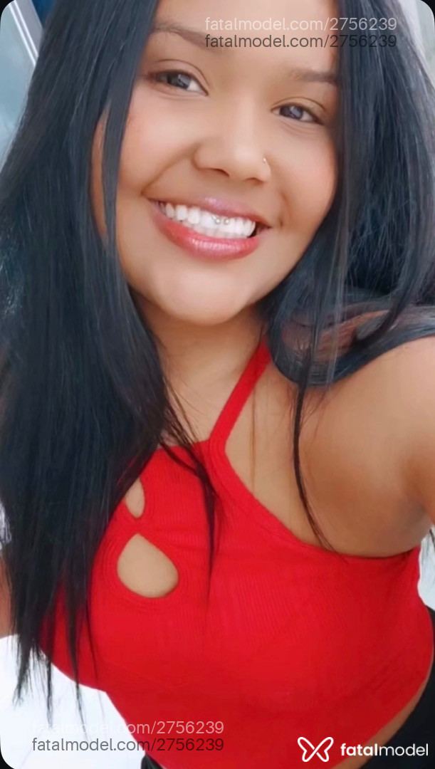 Acompanhante mulher morena (o) de olhos castanhos em Virtual - Milena