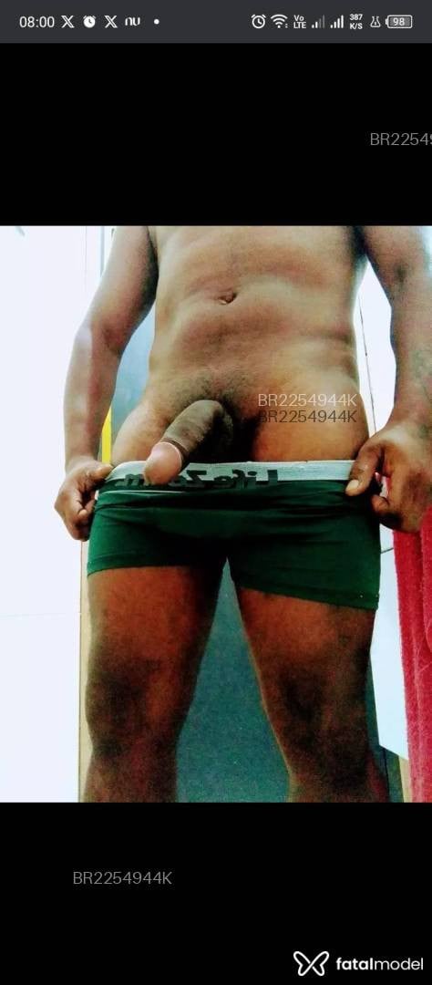 Acompanhante homem morena (o) de olhos castanhos em Porto Alegre - Motoboysafado