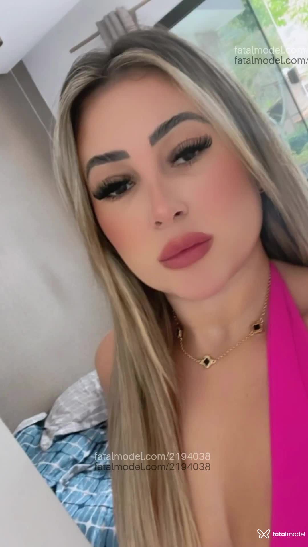 Acompanhante mulher loira (o) de olhos castanhos em Rio de Janeiro - Laura Alencar