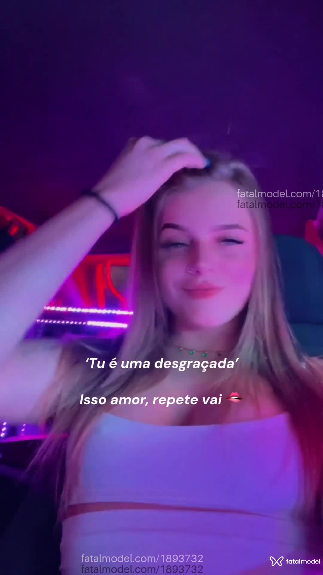 Acompanhante mulher loira (o) de olhos azuis em Goiânia - Sah Bittencourt