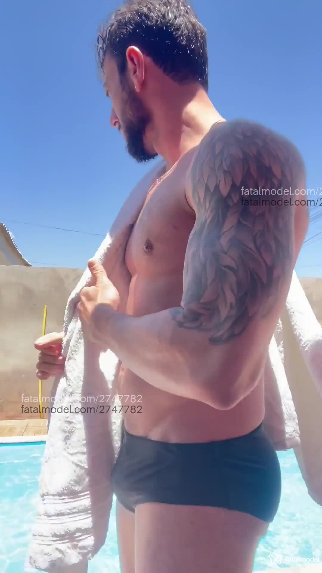 Acompanhante homem com cabelo castanho de olhos castanhos - Marcos Acompanhante homem com cabelo castanho de olhos castanhos - Marcos