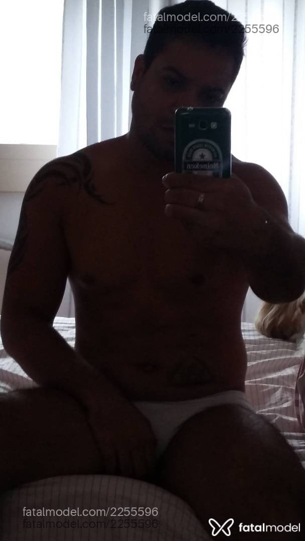 Acompanhante homem com cabelo castanho de olhos pretos - Brayan Brito Acompanhante homem com cabelo castanho de olhos pretos - Brayan Brito