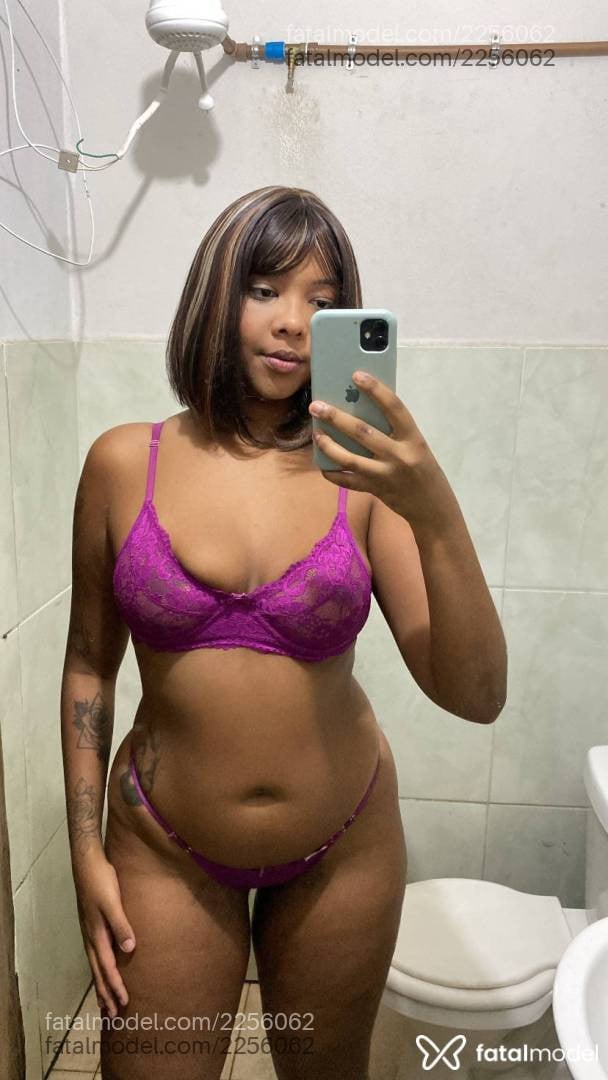 Acompanhante mulher morena (o) de olhos castanhos - Ana Silva